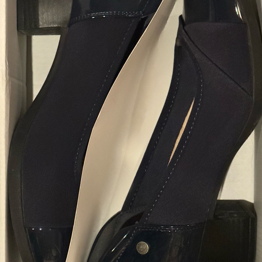 Dream Pairs Navy Block Heel Pumps